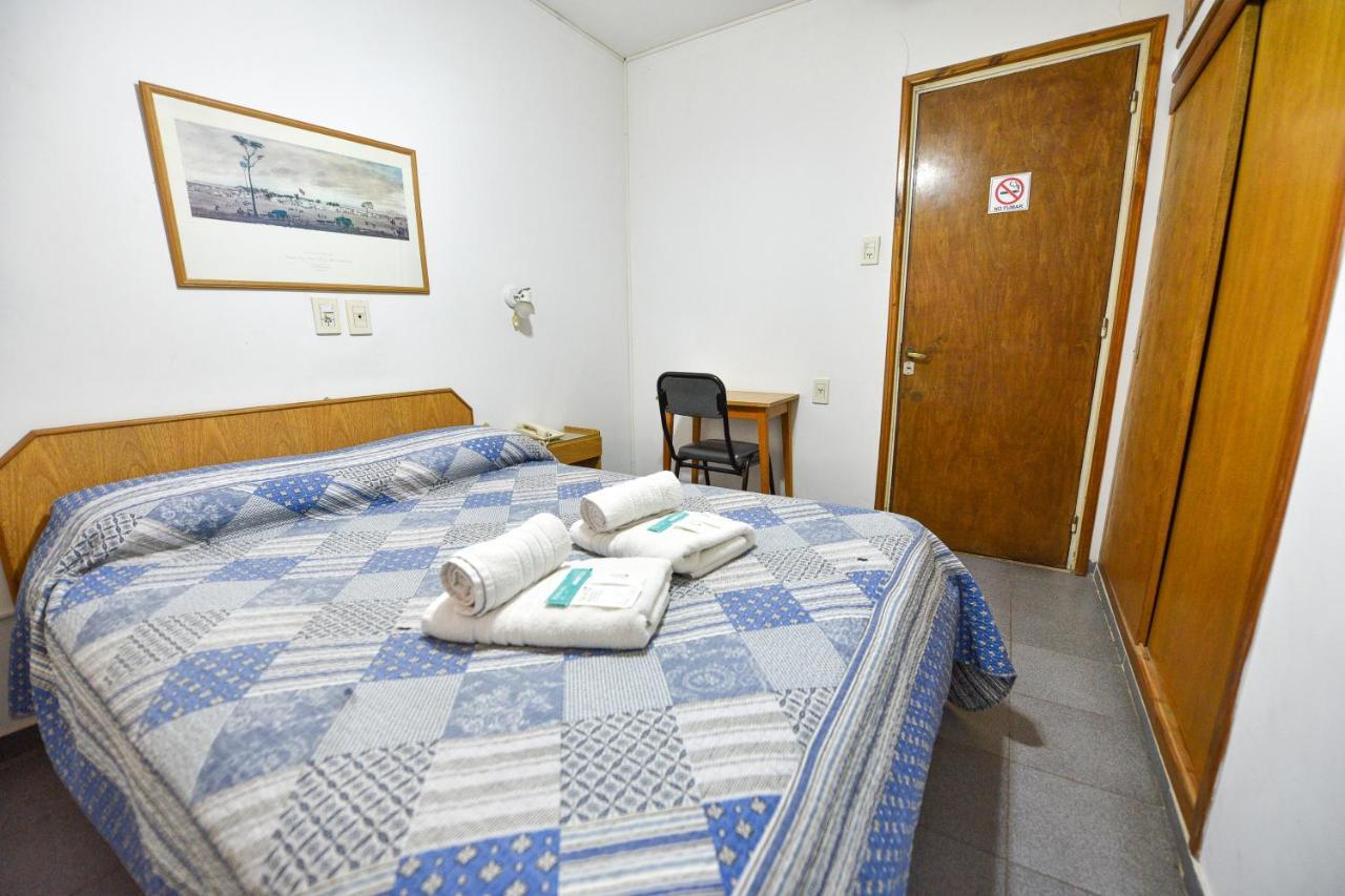 Hotel Simon Trenque Lauquen Eksteriør billede